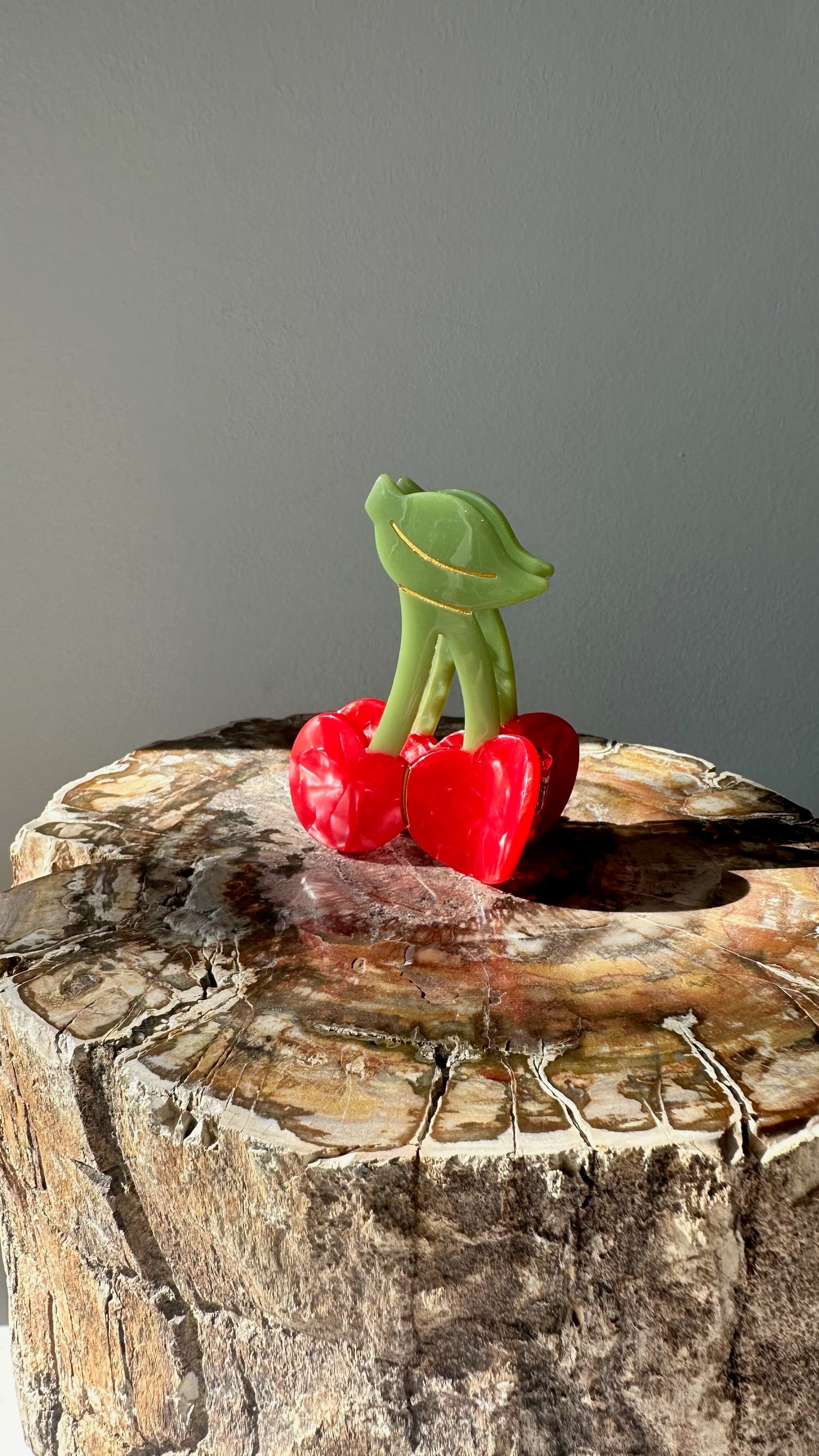 Hidden Port (cherry)